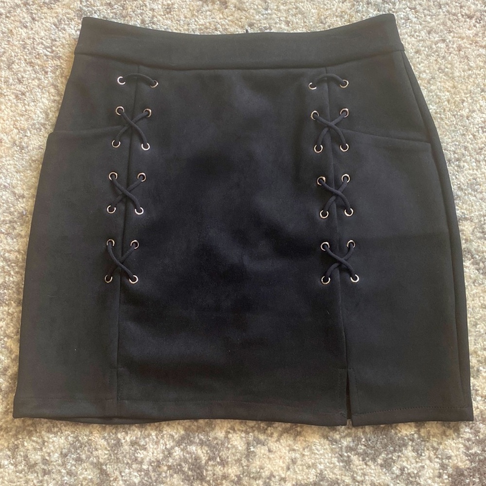 Black Skirt